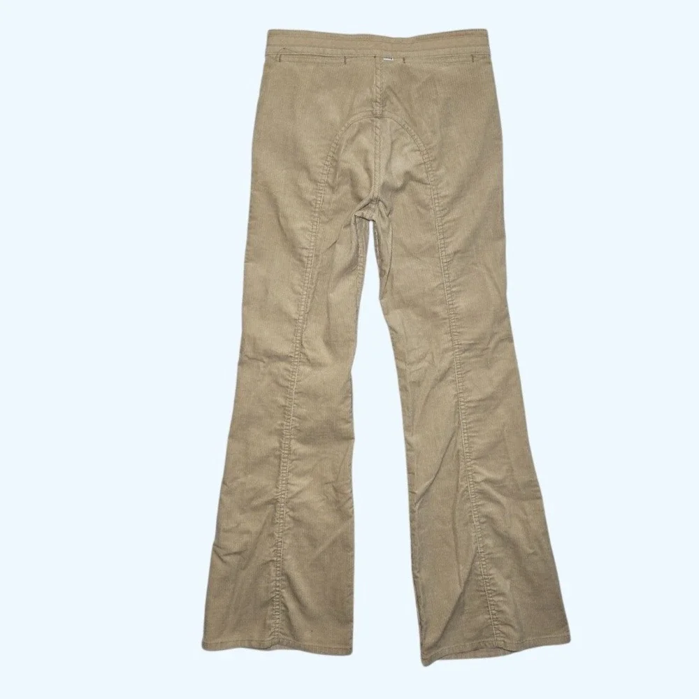 Vintage Levis 625 Tan Corduroy Bell Bottom Flare Pants White Tab 625-1521 30x31